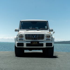 Chauffeur – Mercedes G Wagon (White)